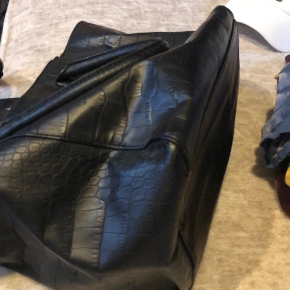 Purse - Picture 2 of 7